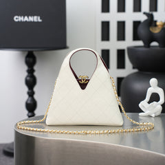 CHANEL 26S SHOPPING BAG MEDIUM 23 IN IVORY WHITE LAMBSKIN GOLD HARDWARE