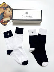 CHANEL 26S CREW SOCKS 410289 (1 BOX)