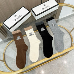CHANEL 26S CREW SOCKS 410315 (1 BOX)