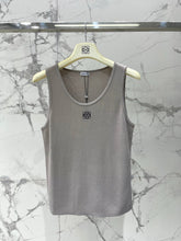 LOEWE/26SS NEW Embroidered knitted sleeveless vest