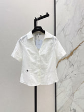 26SS New: French-style minimalist, soft-and-elegant short-sleeved linen shirt with a fitted waist 🤍