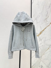26FW New Logo-Embellished Hooded Jacket 🩶