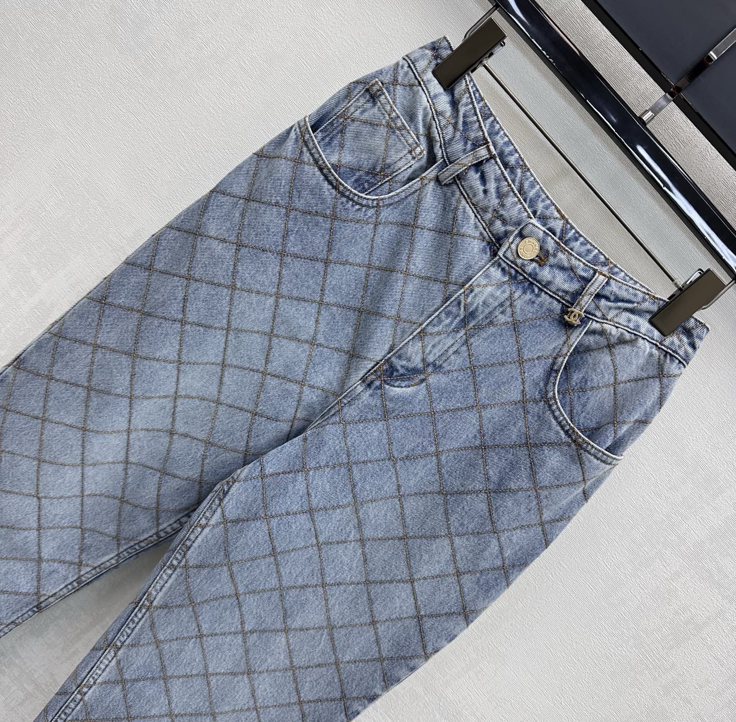 Chanel/Quilted Denim Trousers with Chain Detail