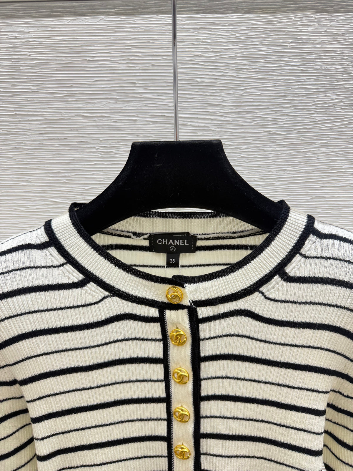 Chanel/Long-sleeve color-block striped knit top