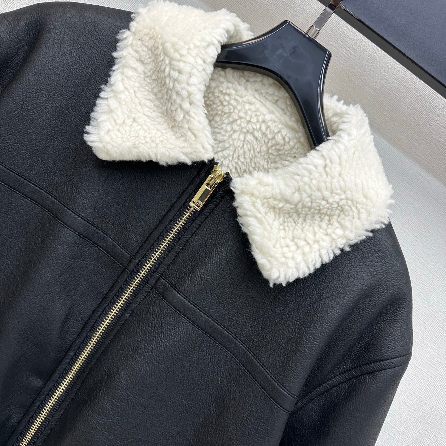 Chanel / 26 New Leather Jacket