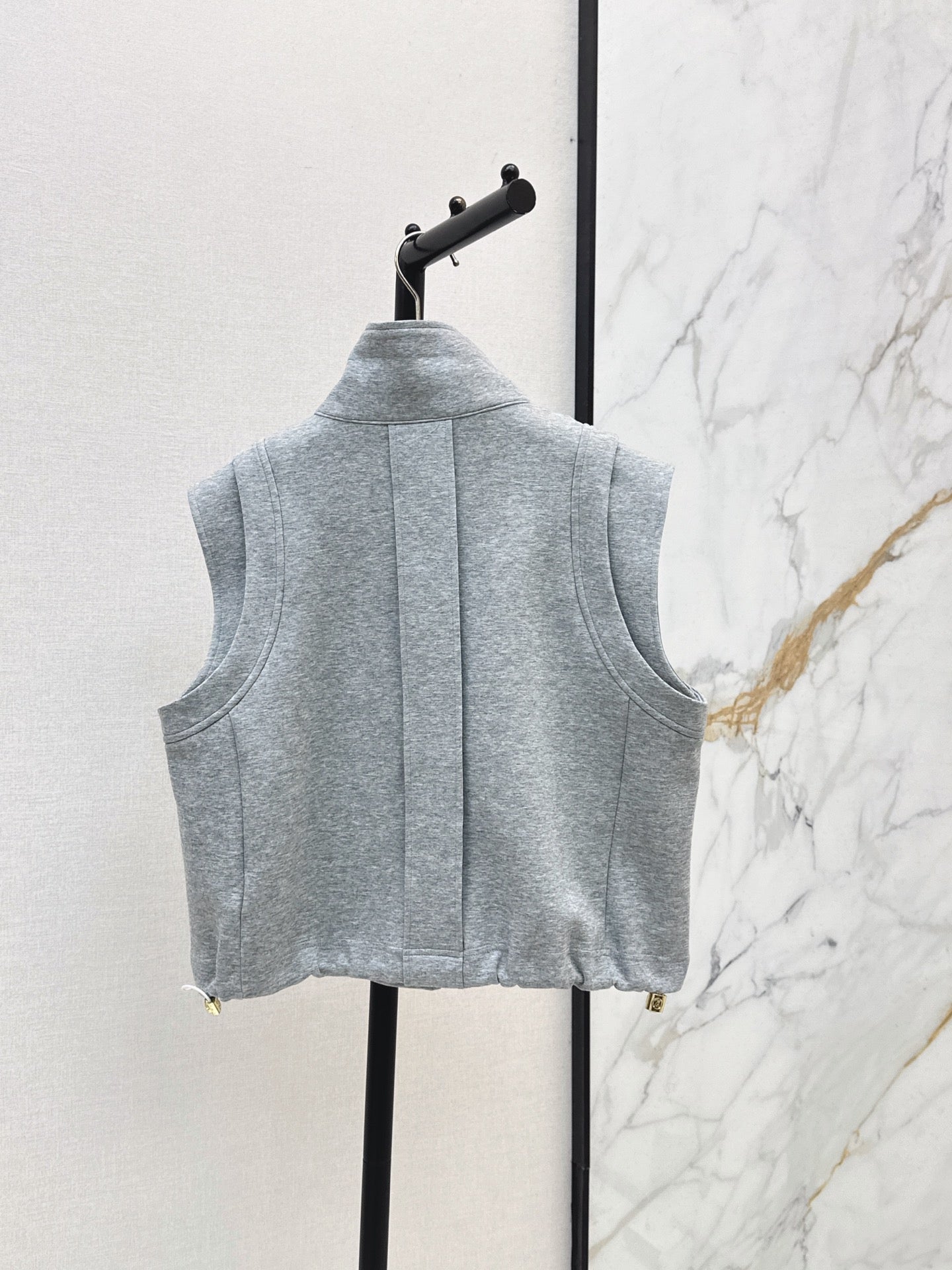 Louis Vuitton / 26 Early Autumn New Vest