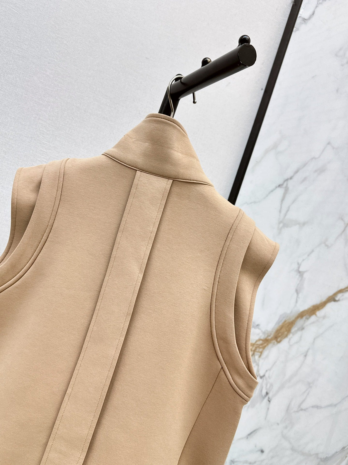 Louis Vuitton / 26 Early Autumn New Vest