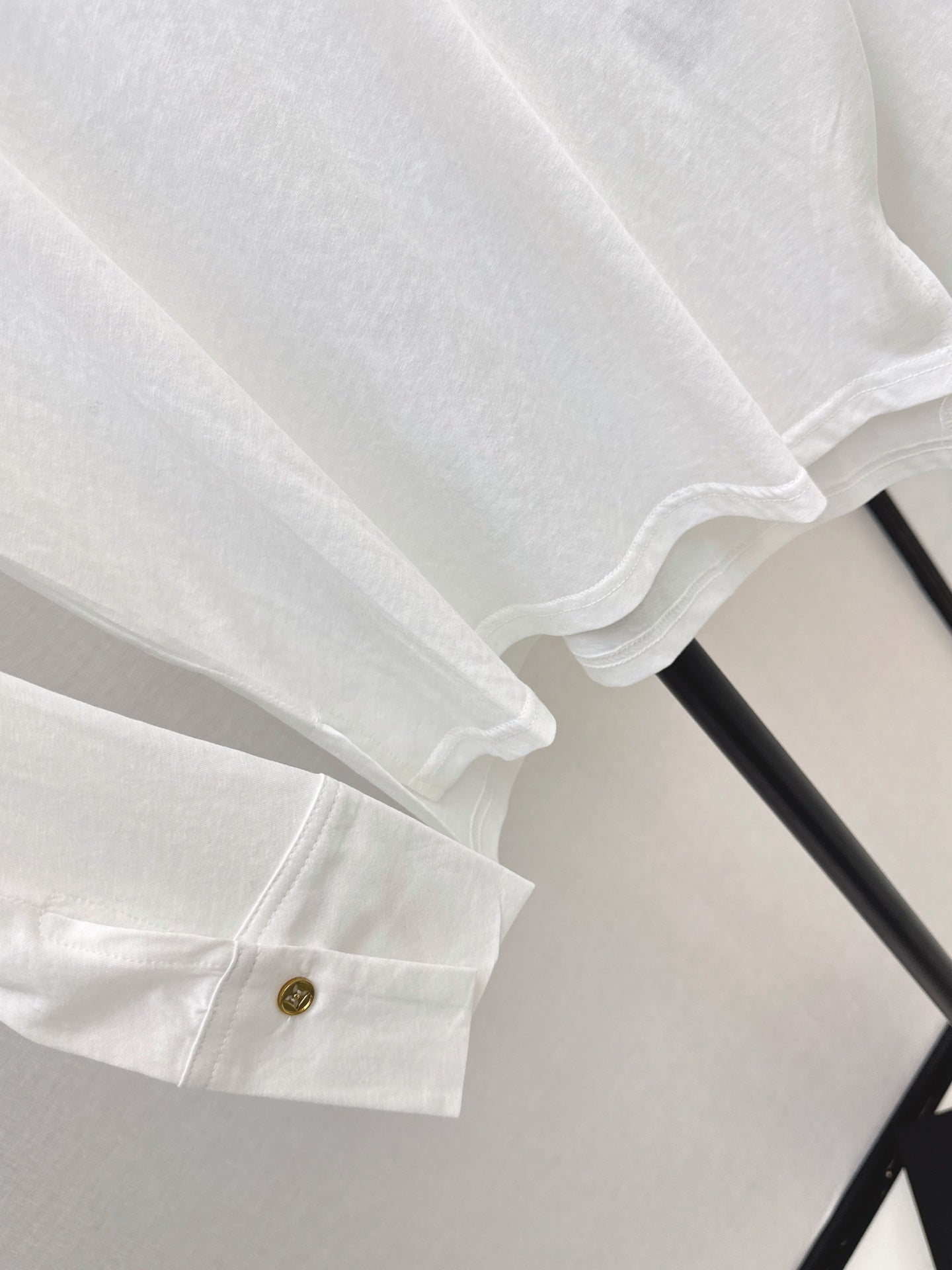 Louis Vuitton / 26 Early Autumn New Long Sleeve Top