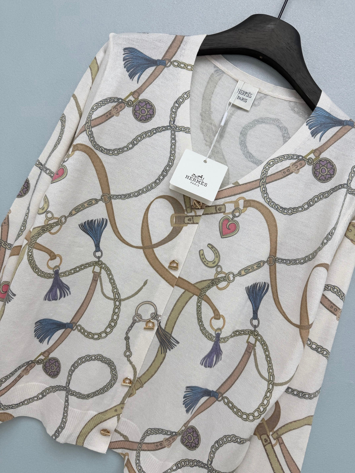 Hermès/26 New Equestrian-Style Lightweight V-Neck Knit Cardigan