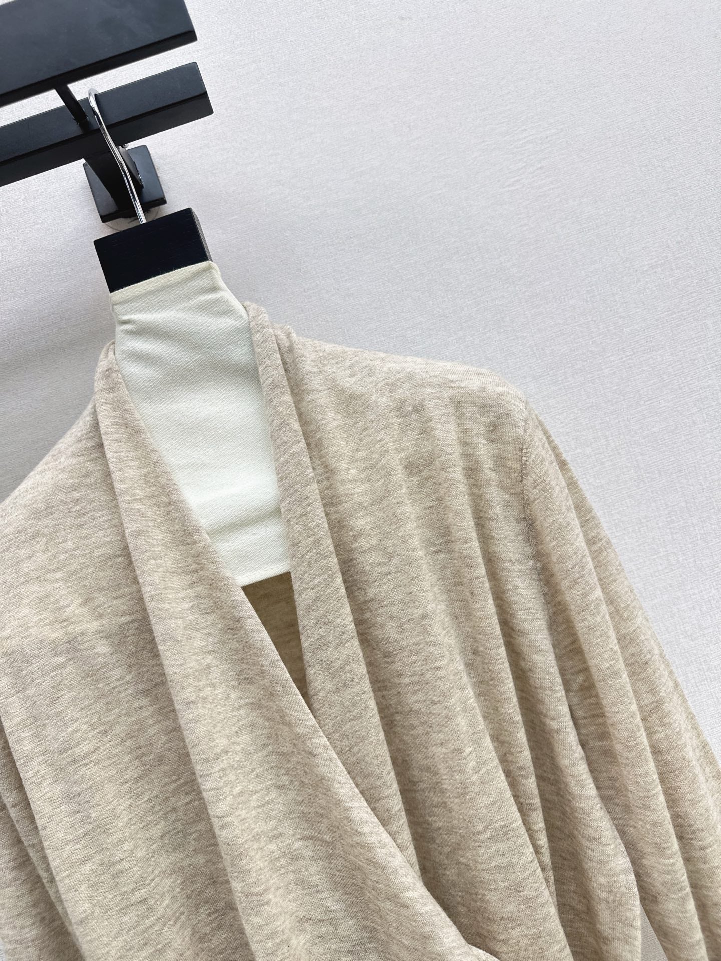 Dior/26 Fall/Winter Latest V-Neck Base Shirt