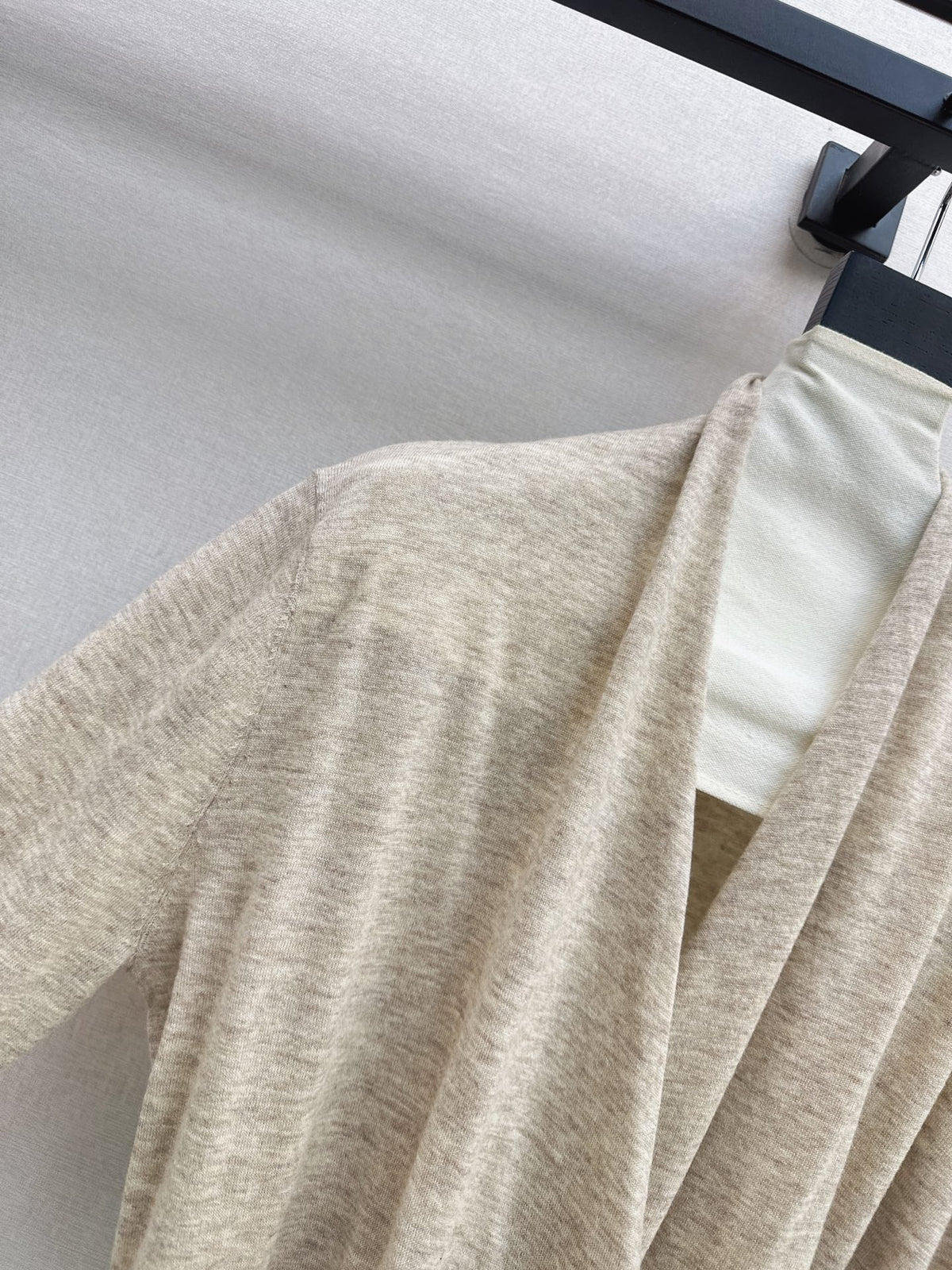 Dior/26 Fall/Winter Latest V-Neck Base Shirt