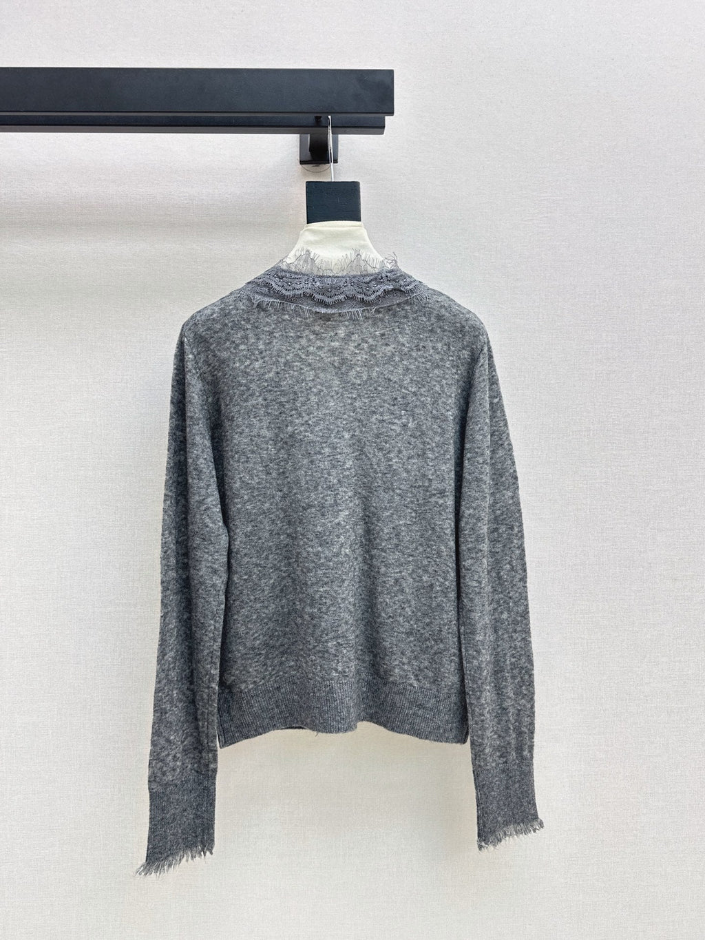 26 Fall/Winter Latest Lace Patchwork Cardigan