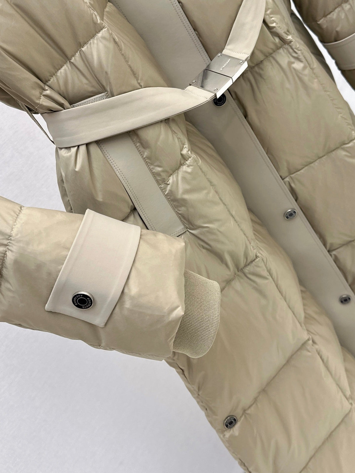 26 Fall/Winter New Long Hooded Down Jacket