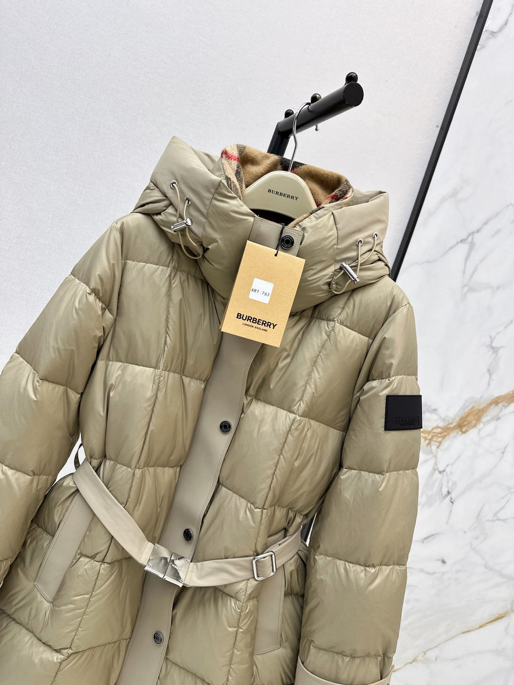 26 Fall/Winter Latest Hooded Mid-Length Down Jacket