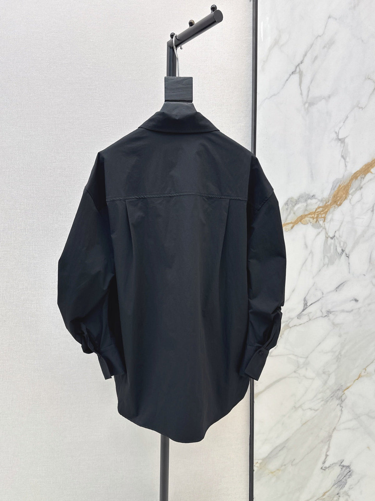 26 Fall/Winter New Belt-Decorated Pleated Shirt