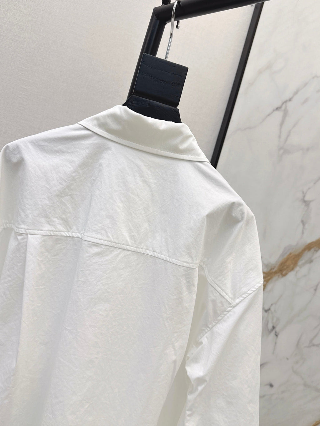 26 Fall/Winter New Belt-Decorated Pleated Shirt