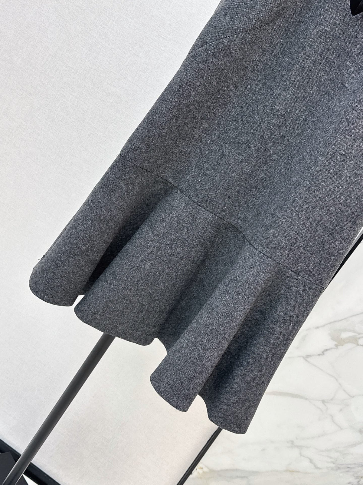 26 Fall/Winter Latest Sleeveless Dress