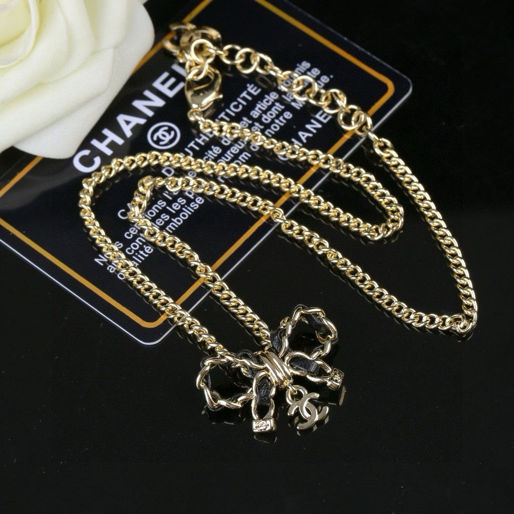26 New Style Bowknot Necklace