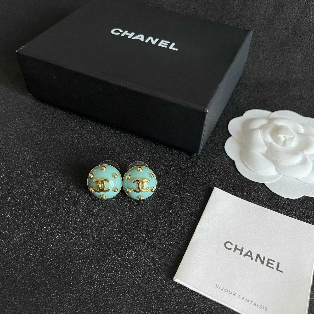 26 New Style Pre-Owned Earrings