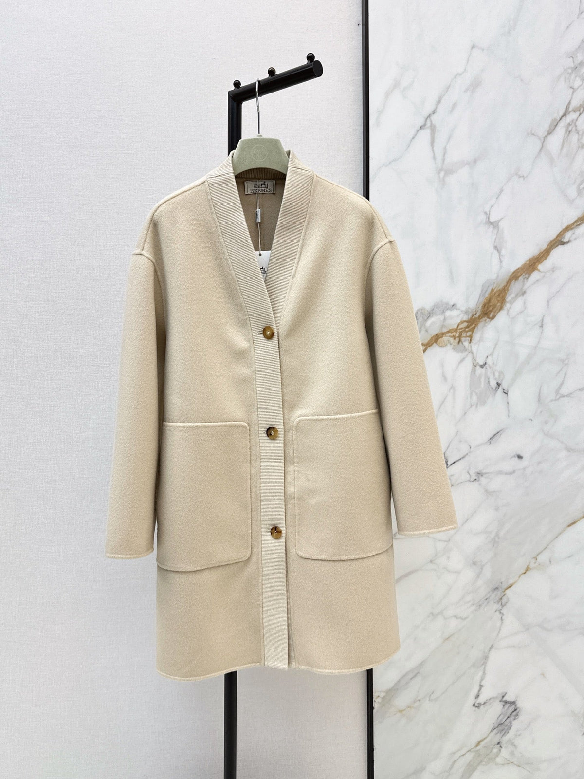 26 Fall/Winter Latest Minimalist V-Neck Double-Faced Wool Coat