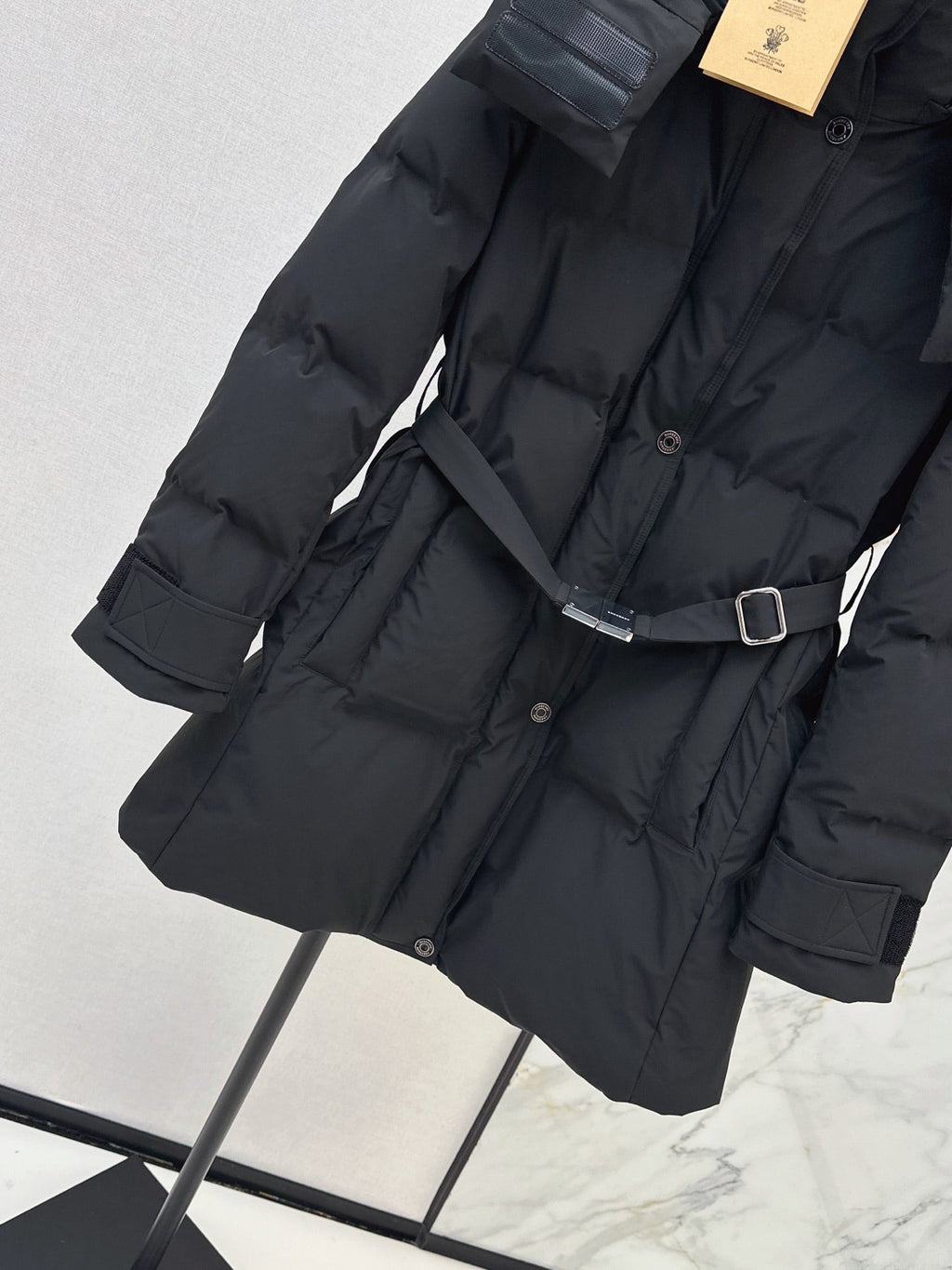 2026 Fall/Winter Latest Hooded Mid-Length Down Jacket