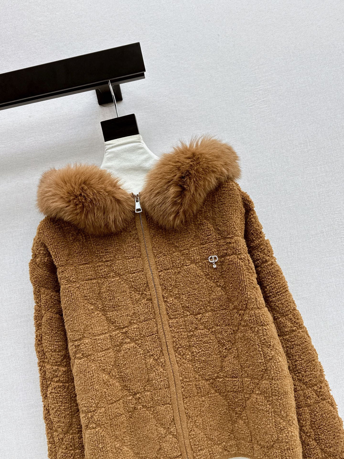 26 Fall/Winter Latest Best-Selling Series Fox Fur Collar Coat