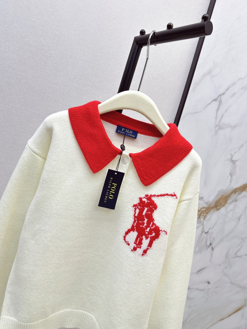 26 Autumn/Winter Latest Polo Color-Block Collared Knit Sweater
