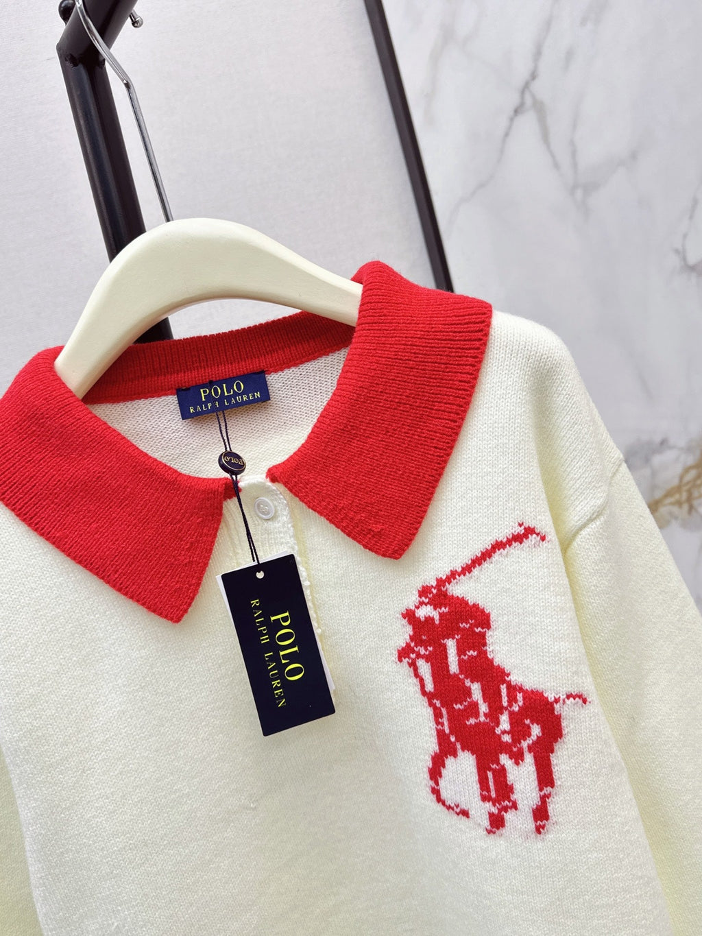 26 Autumn/Winter Latest Polo Color-Block Collared Knit Sweater