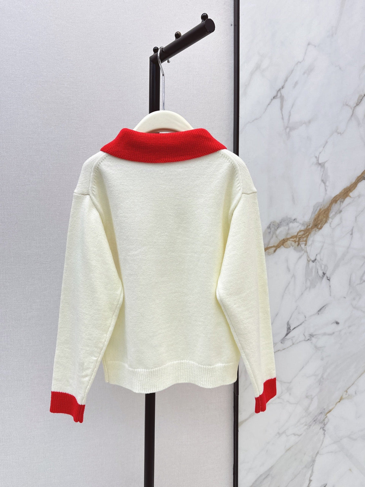 26 Autumn/Winter Latest Polo Color-Block Collared Knit Sweater
