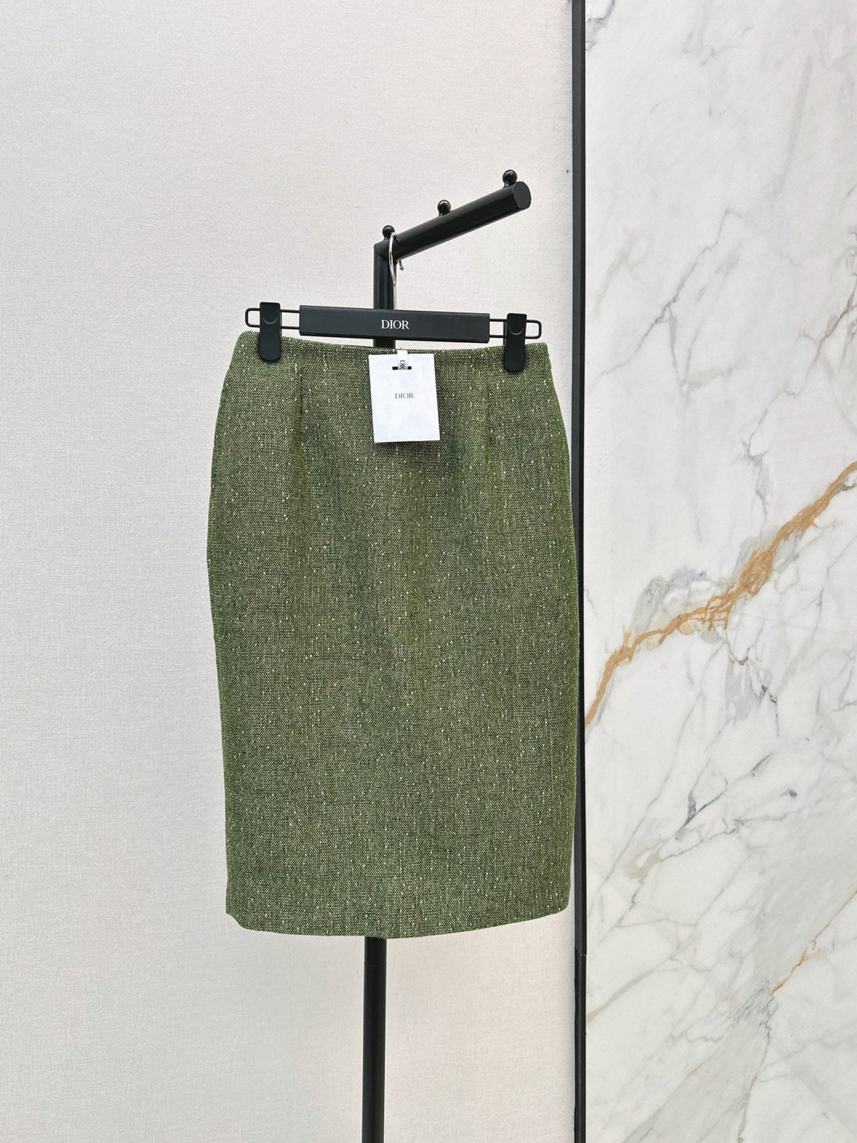 26 Fall/Winter Latest High-End Green Tweed High-Waist Skirt