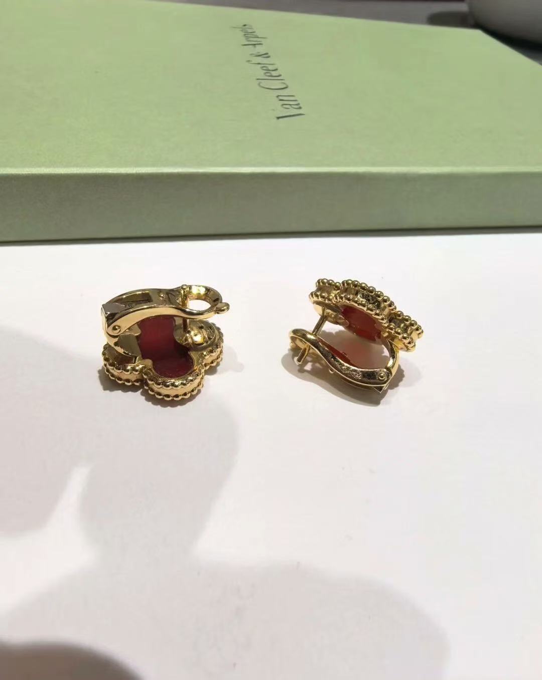 Red agate earrings
