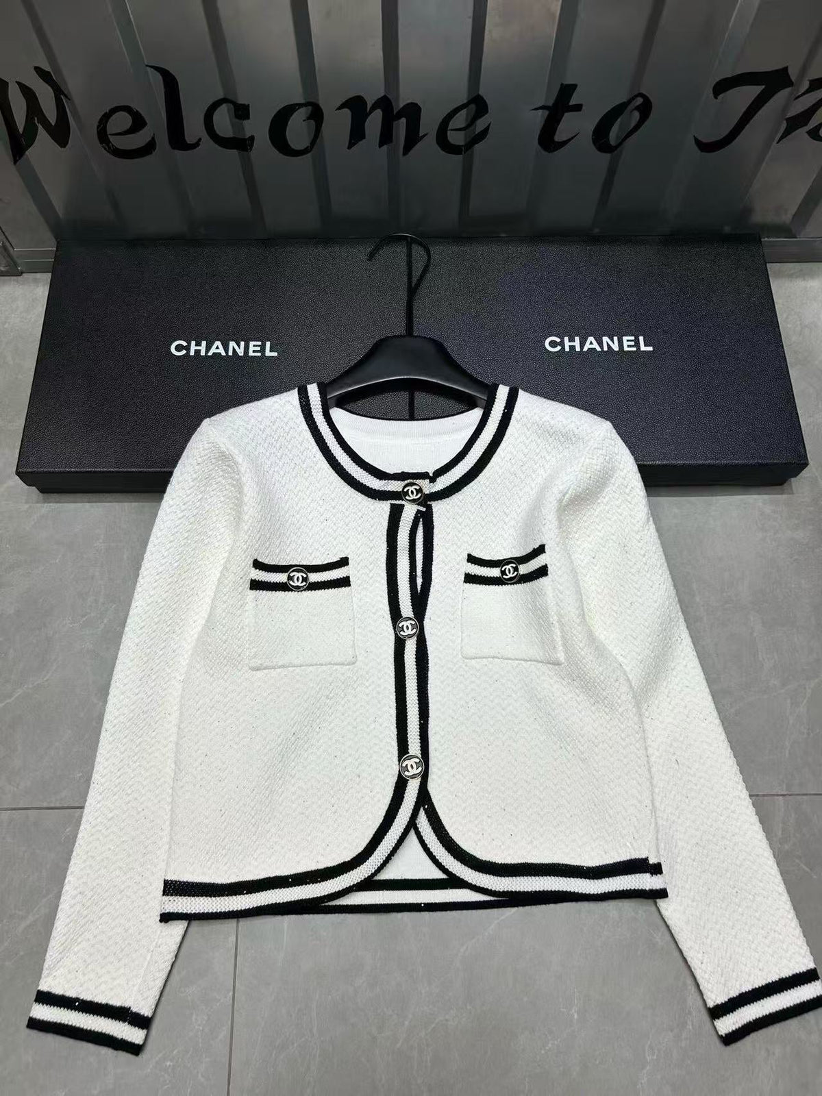 Minimalist knit cardigan