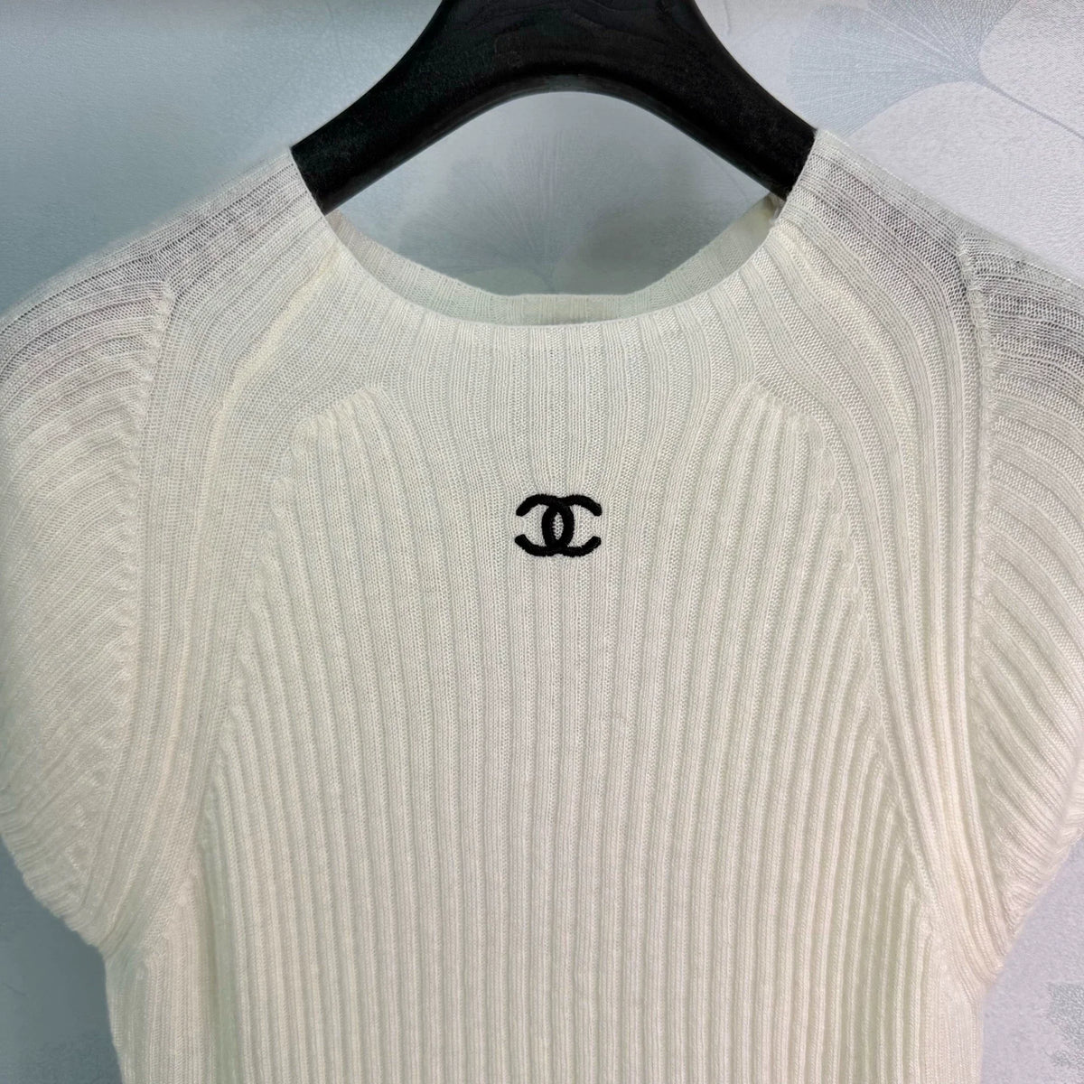 Chanel / 26 ssNew Knitted Short-Sleeve Top