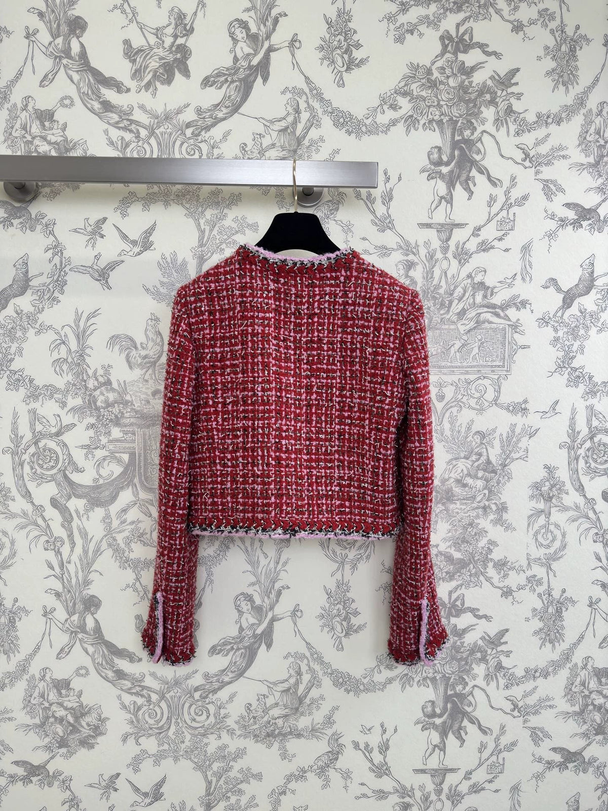 Camellia flower brooch woven outer jacket