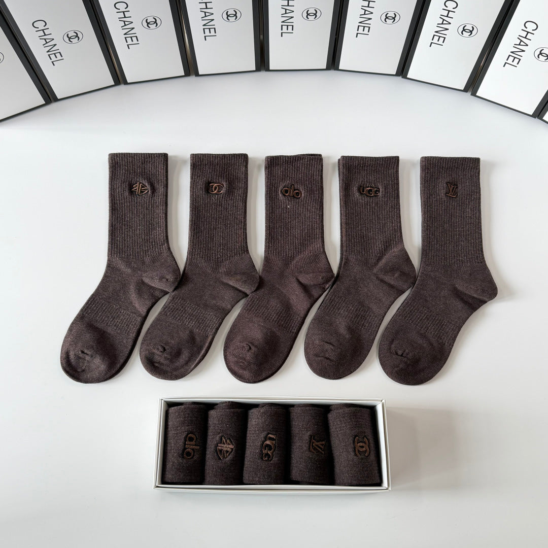 CHANEL 26S CREW SOCKS 395215 (1 BOX)