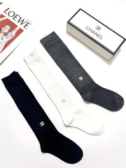 CHANEL 26S CREW SOCKS 403618 (1 BOX)