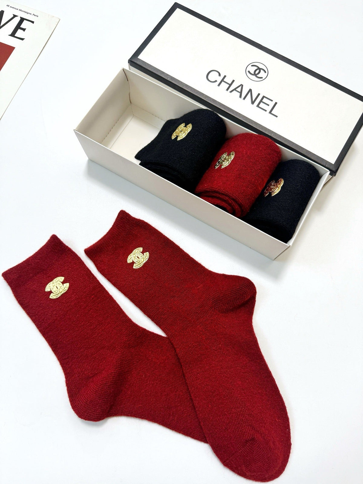CHANEL 26S CREW SOCKS 403655 (1 BOX)