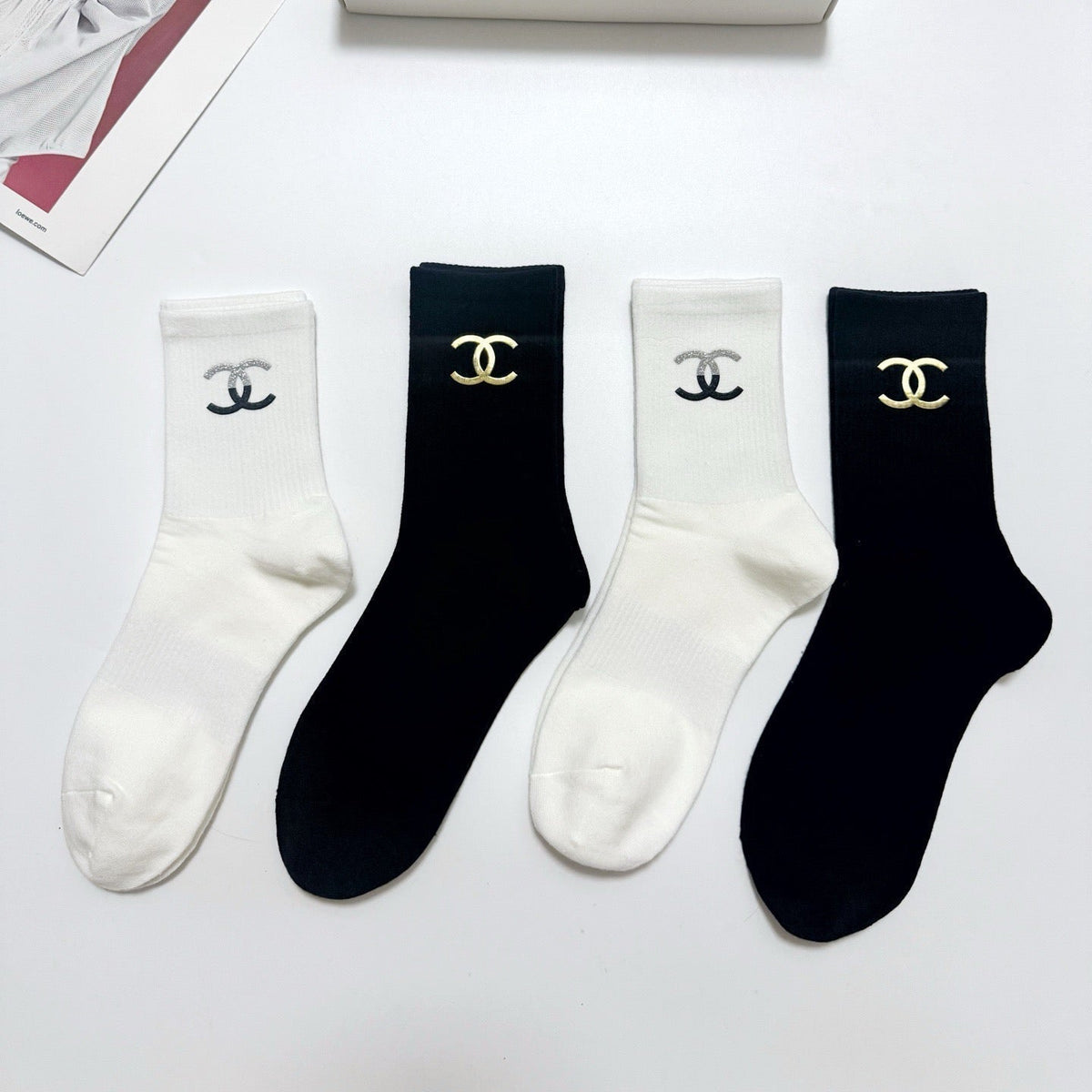 CHANEL 26S CREW SOCKS 410300 (1 BOX)
