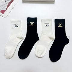 CHANEL 26S CREW SOCKS 410300 (1 BOX)