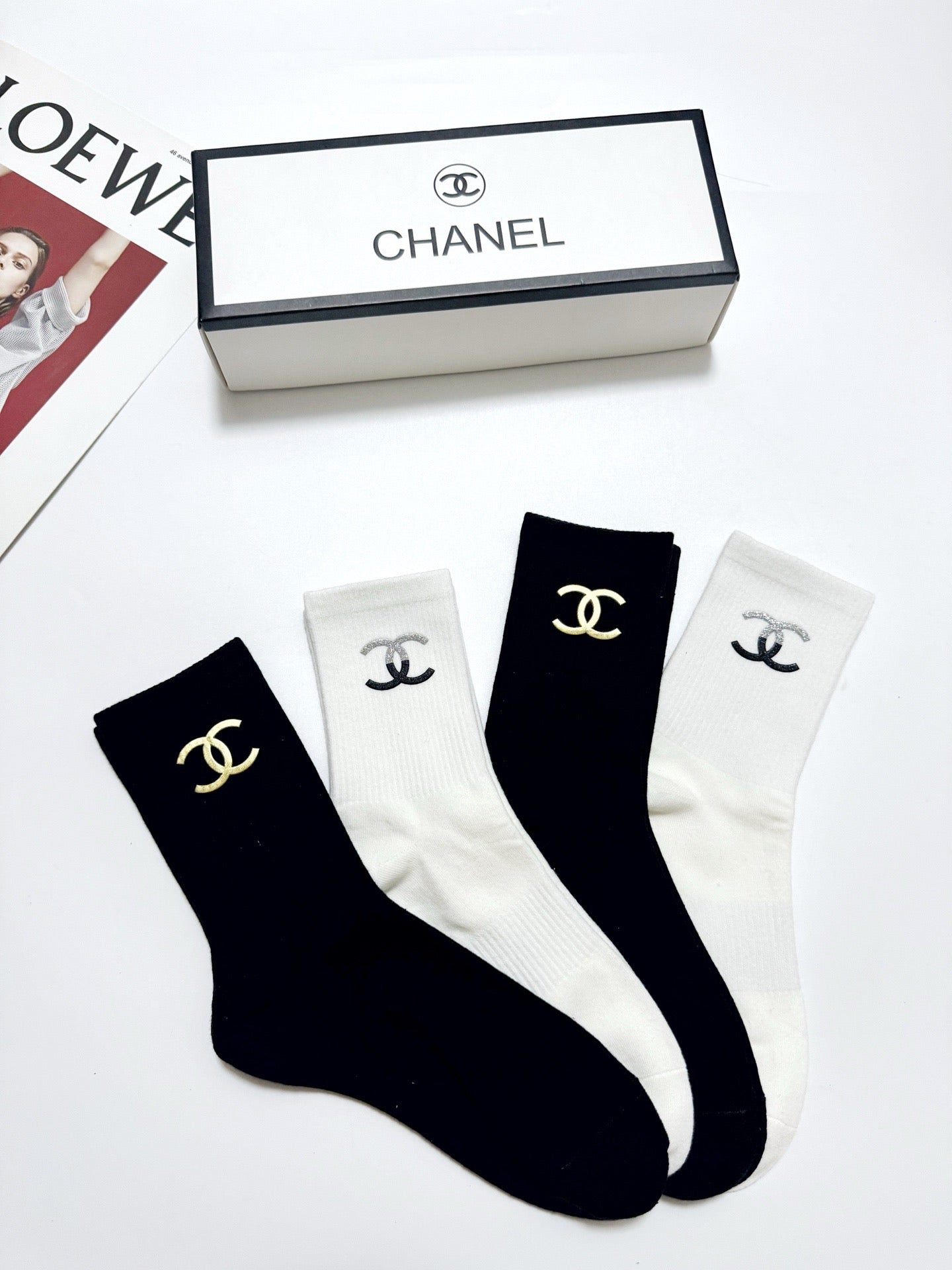 CHANEL 26S CREW SOCKS 410300 (1 BOX)