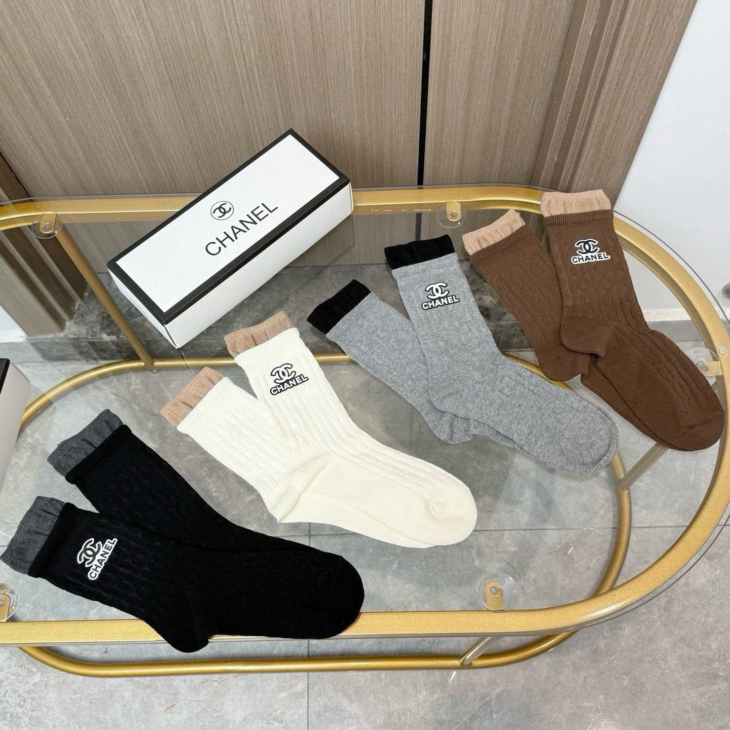 CHANEL 26S CREW SOCKS 410315 (1 BOX)