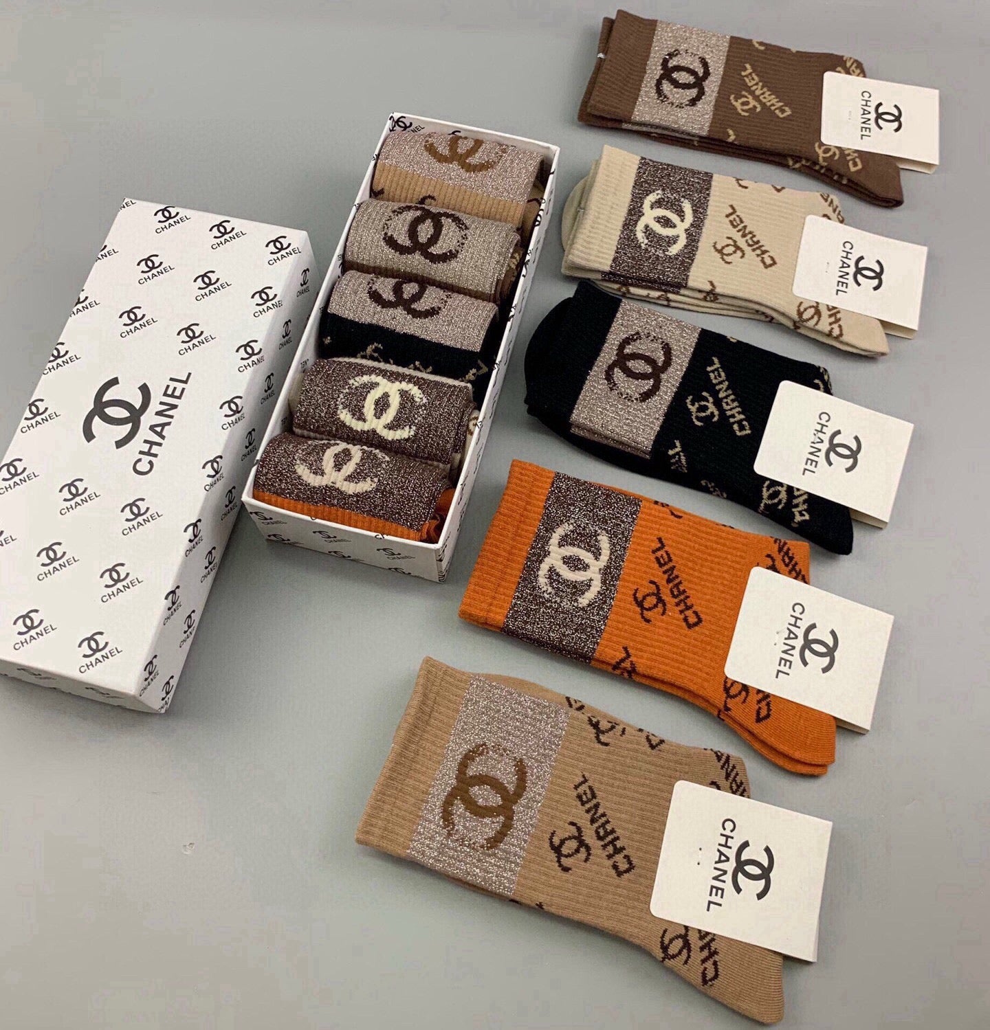 CHANEL 26S CREW SOCKS 405393 (1 BOX)