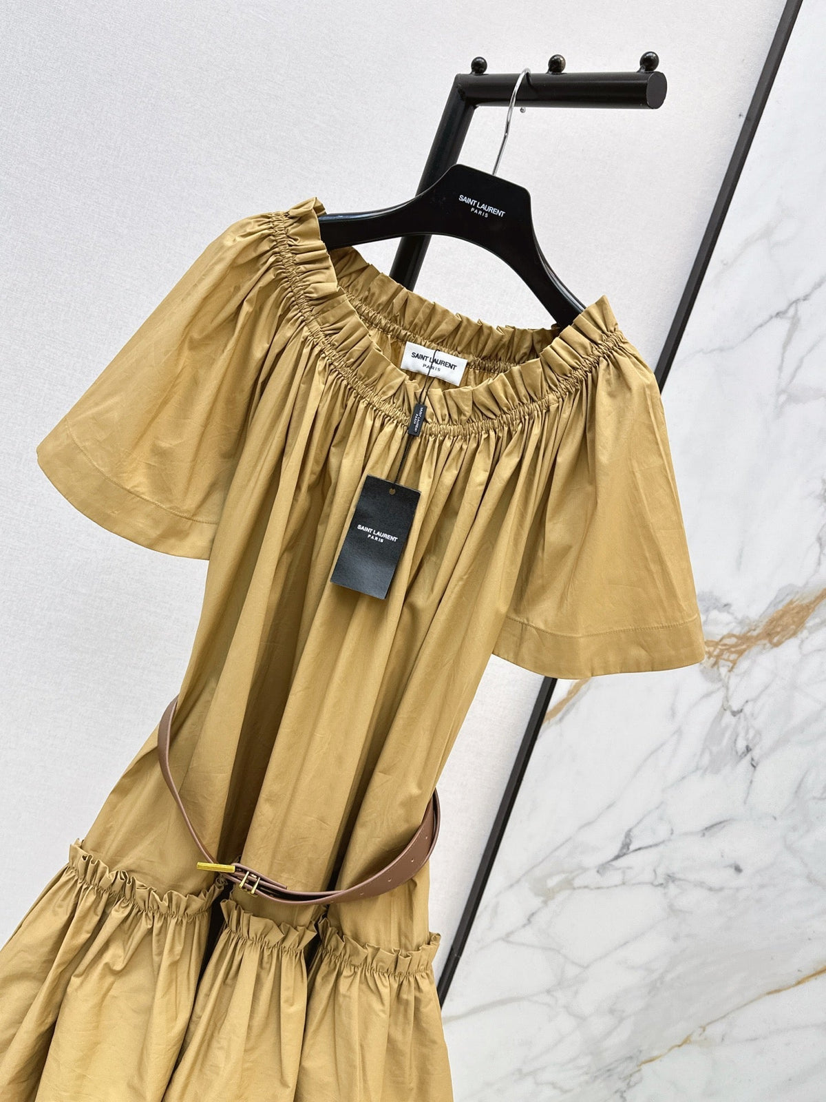 26FW New Khaki Dress with Belt Detail 🤎
