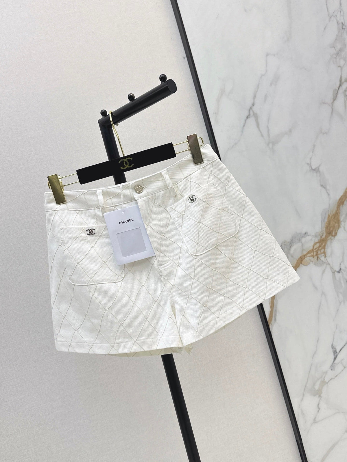 26FW New Quilted-Stitch Denim Shorts 🩵