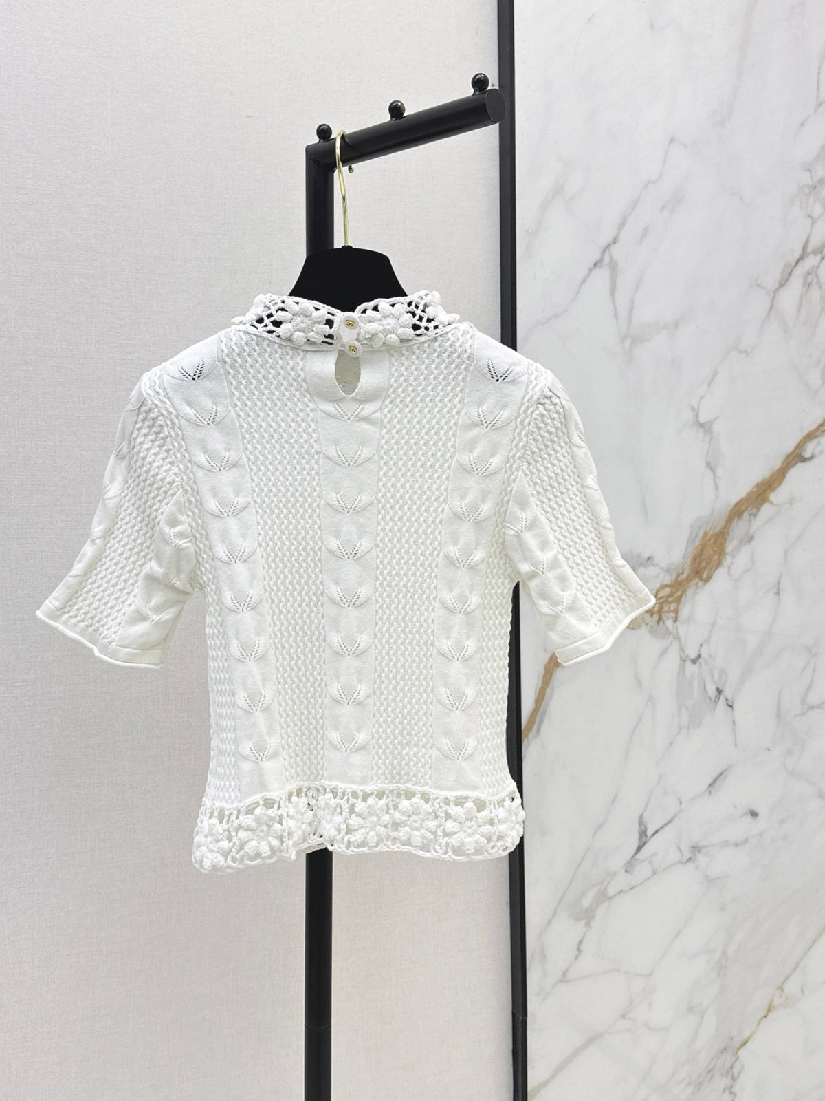 26FW New 3D-Texture Stand-Collar Knit Top 🤍