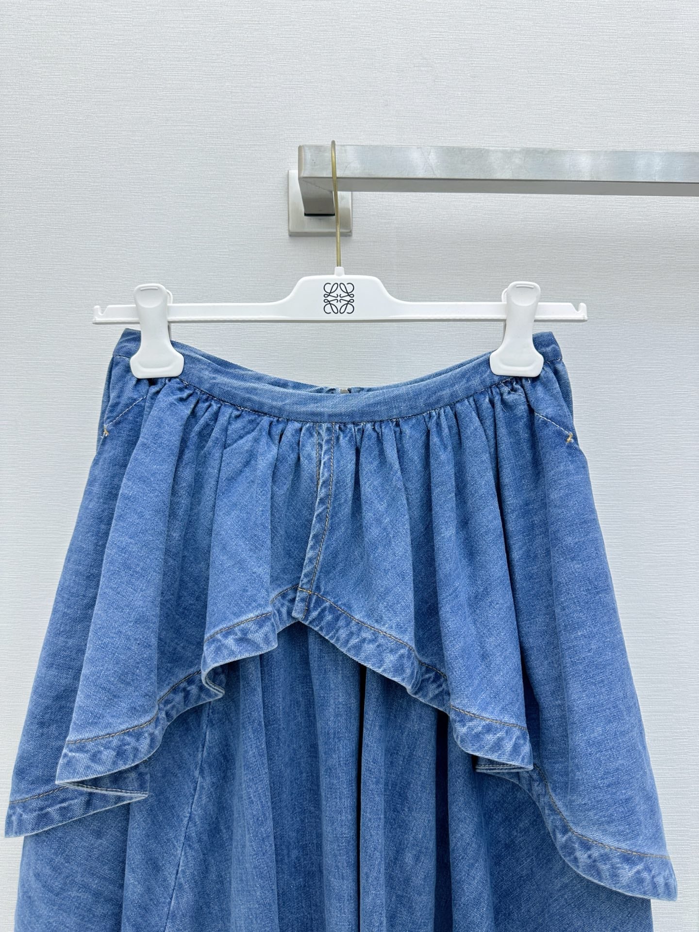 26FW New Asymmetrical Denim Skirt with Ruffled Trim 🩵