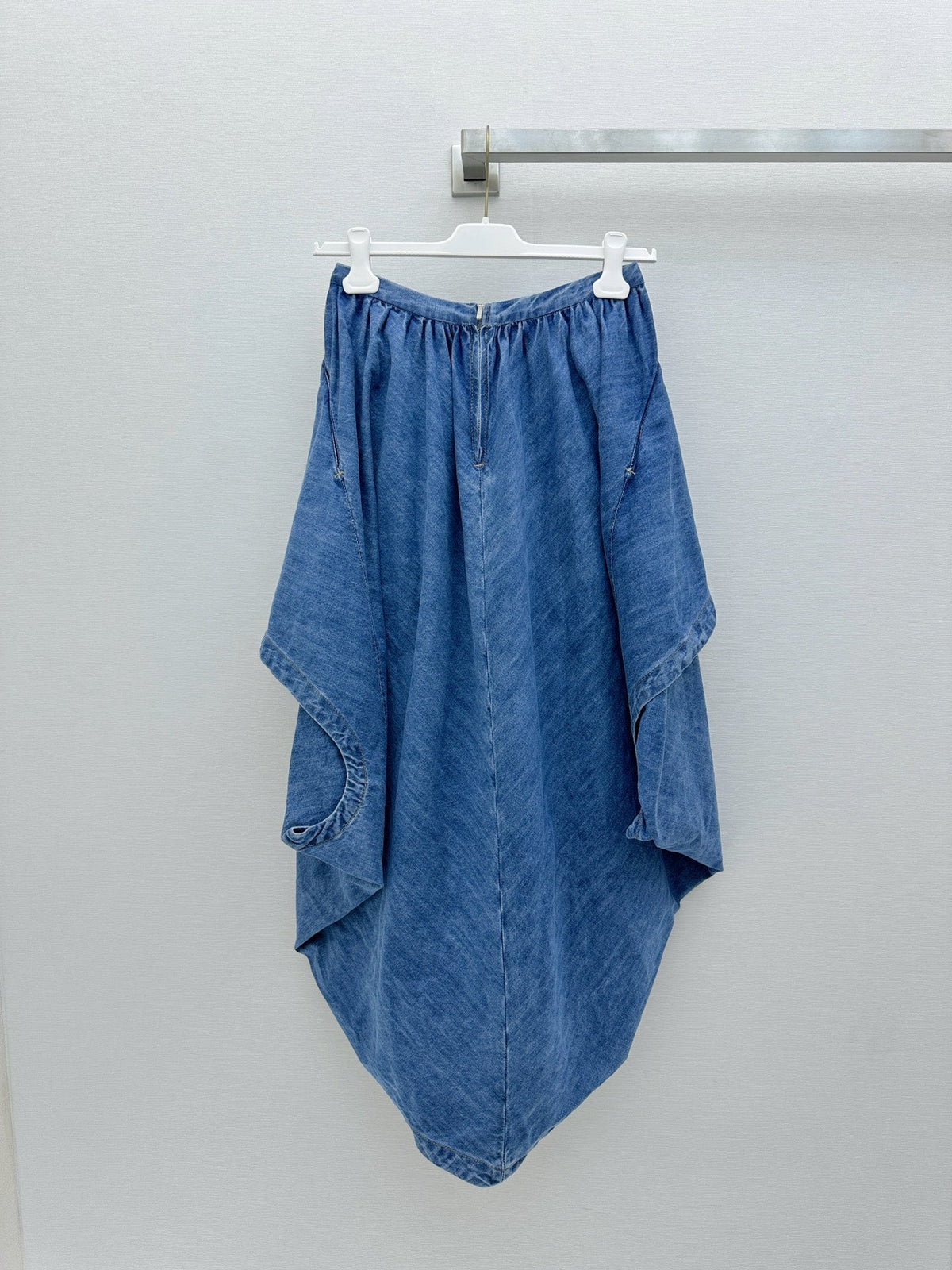 26FW New Asymmetrical Denim Skirt with Ruffled Trim 🩵