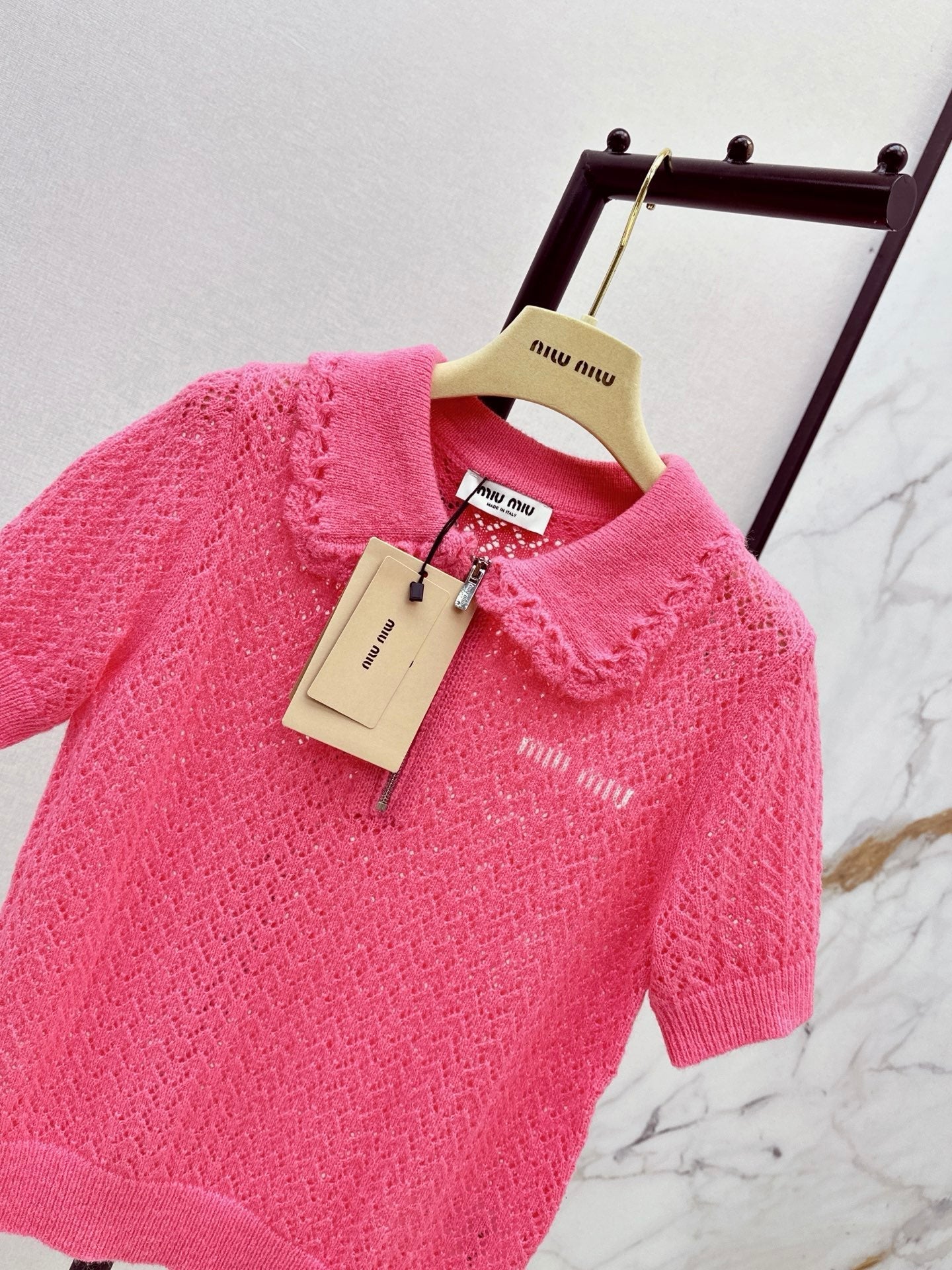 26FW New Pink Short-Sleeve Knit Polo with Cut-Out Detail and Collar 💕
