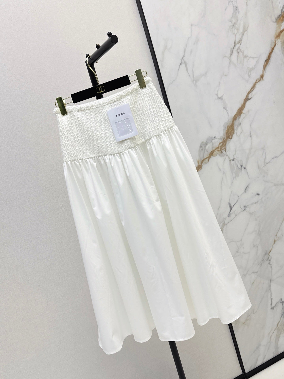 26FW New Knitted & Paneled Midi Skirt 🤍