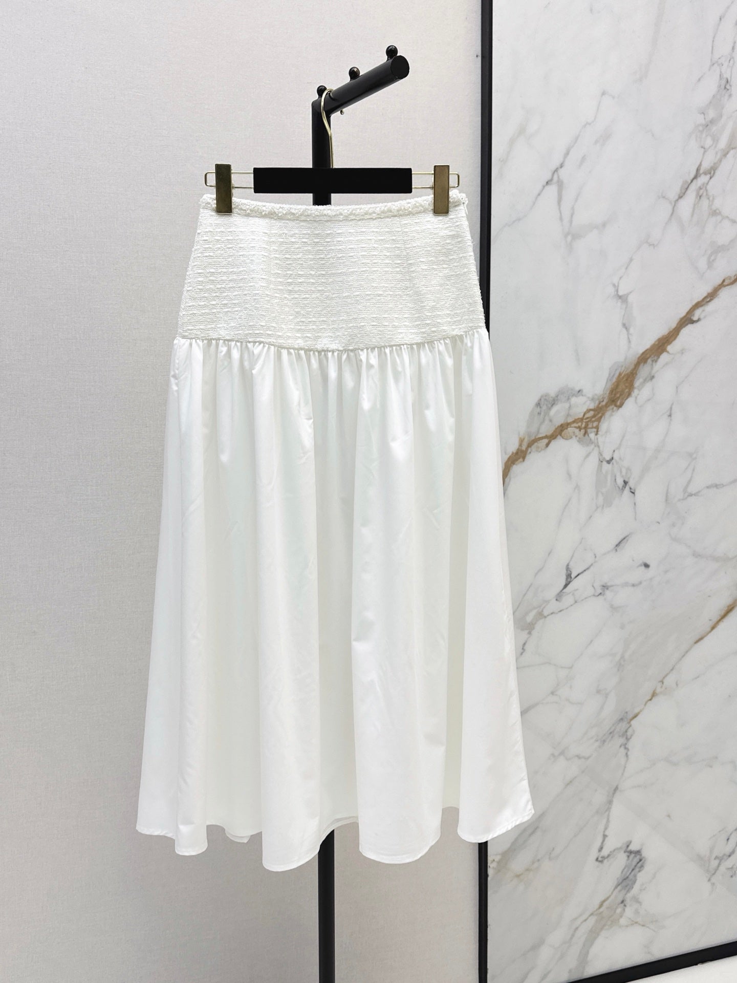 26FW New Knitted & Paneled Midi Skirt 🤍